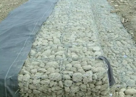 매시 크기 60x80mm  Gabion 매트리스 유지 구조를위한 높은 강도