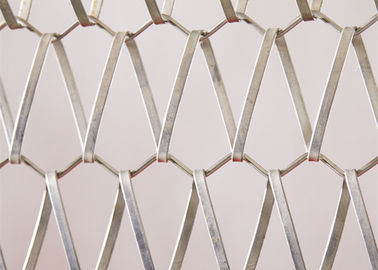 금속 연결 장식적인 철망사는 커튼을 위한 나선형 장식적인 그물을 깝니다
