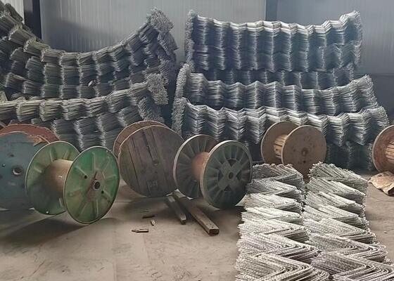 가벼운 바위 붕괴 보호 망 가 최대의 바위 붕괴 방어 를 보장 하는 동시에 쉬운 설치 및 유지 보수 를 제공 합니다