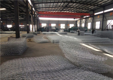 두 배는  온화한 Gabion 매트리스 100 * 120/120 *를 150 Mm 크기 뒤틀었습니다